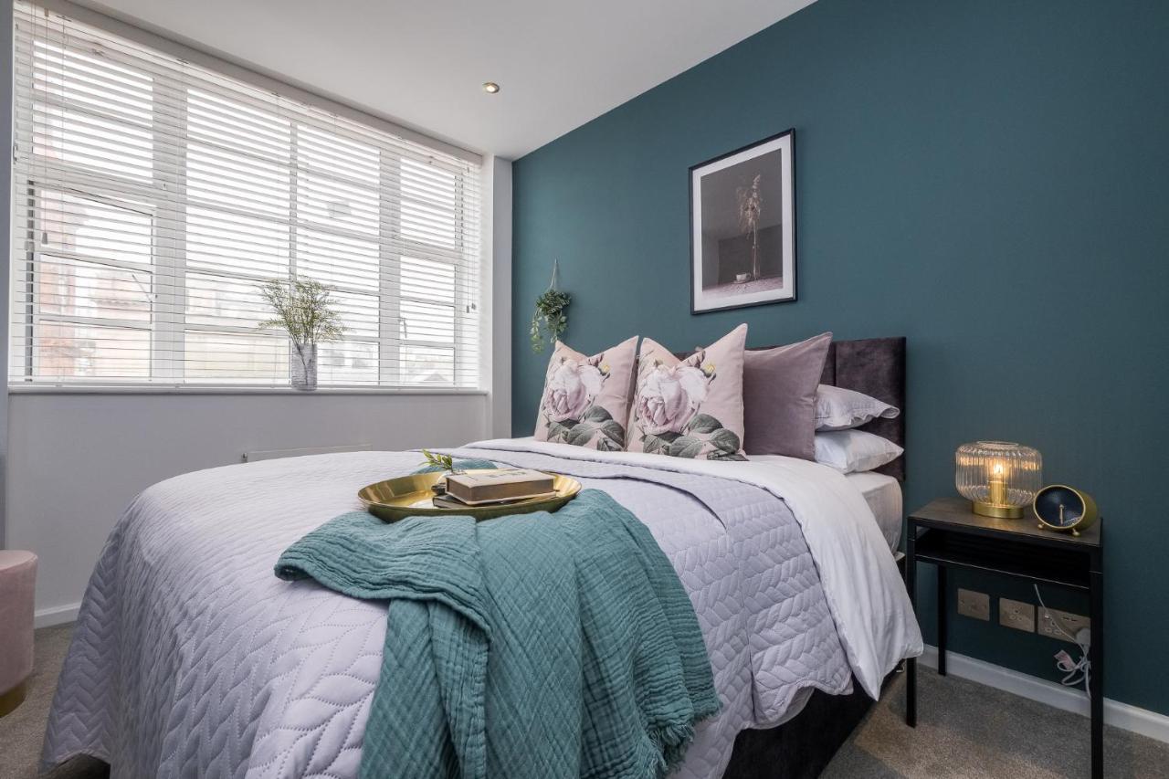 Bright & Spacious City Centre Apartment - 1-Bed Apartment *