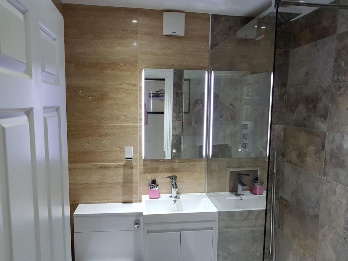 Apartment Direct Sea Views Seafront Location & Free Parking Brighton