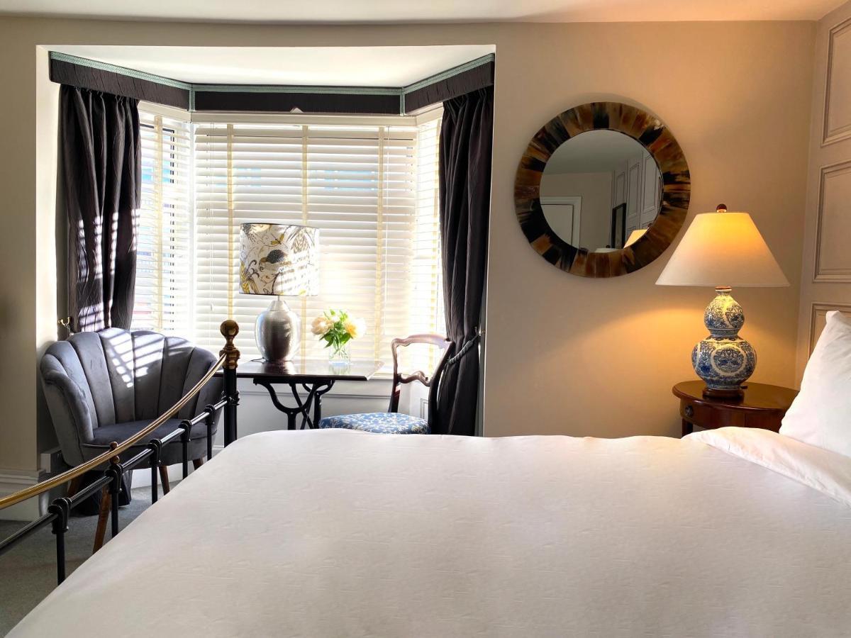 Bed & Breakfast 27 Brighton