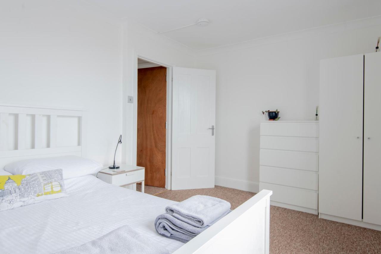 Apartment Fantastic 3 Bed House- Sleeps 6- Superfast Wifi And Garage Brighton