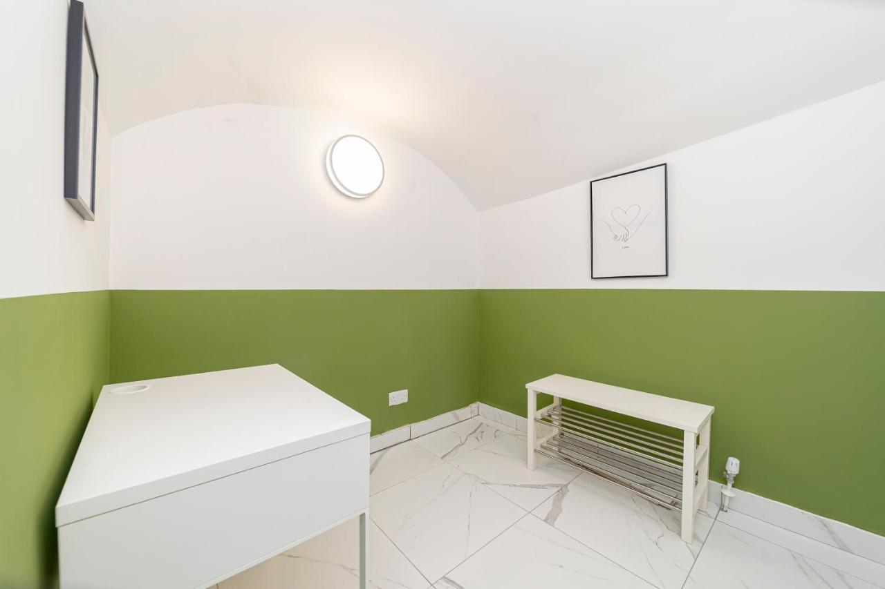 Apartment Flash Sale Kemptown 2 Bedroom Flat Bn224eat02 *