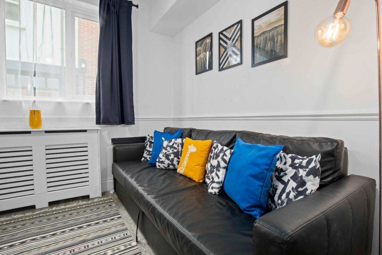 Apartment Retreat - By My Getaways - Free Parking *