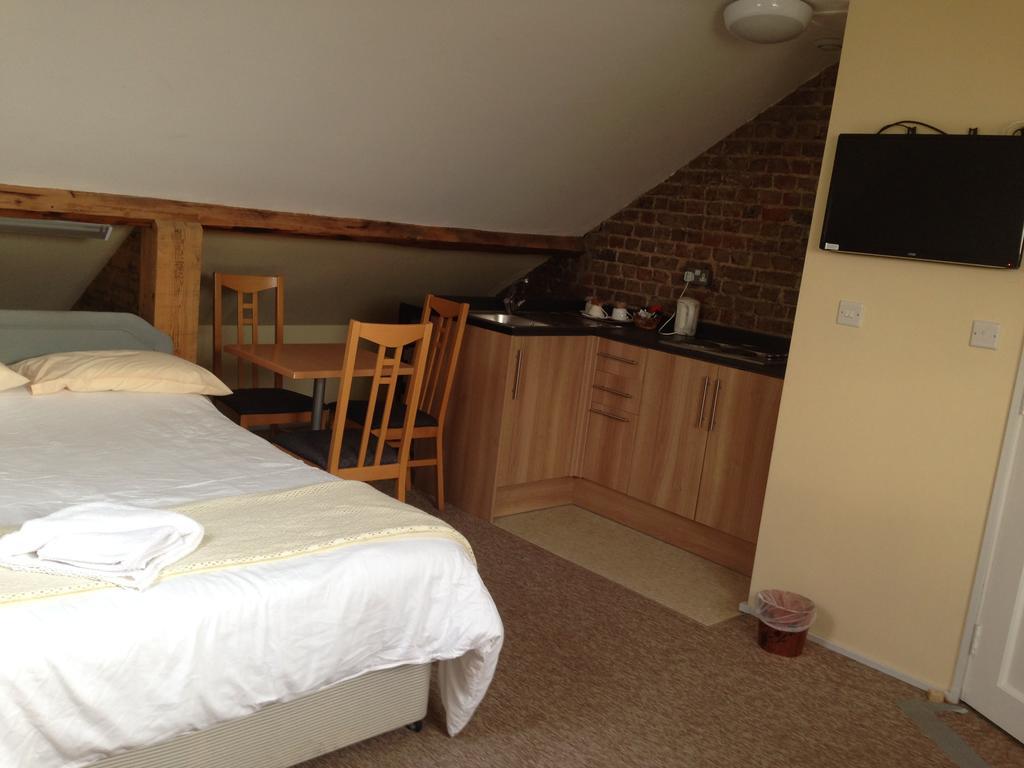 Hotel Adastral 4*