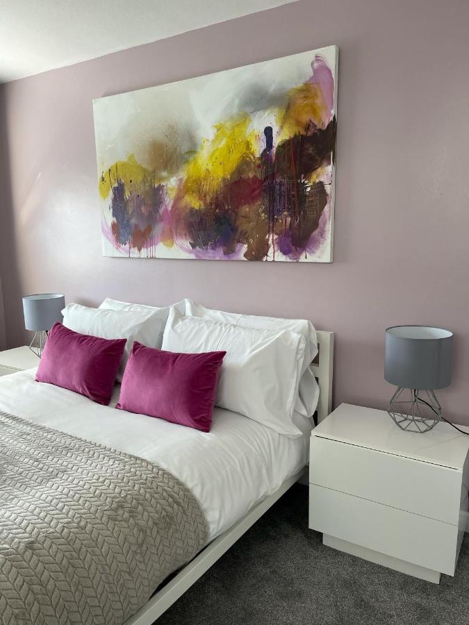 Square Townhouse Apartment Brighton