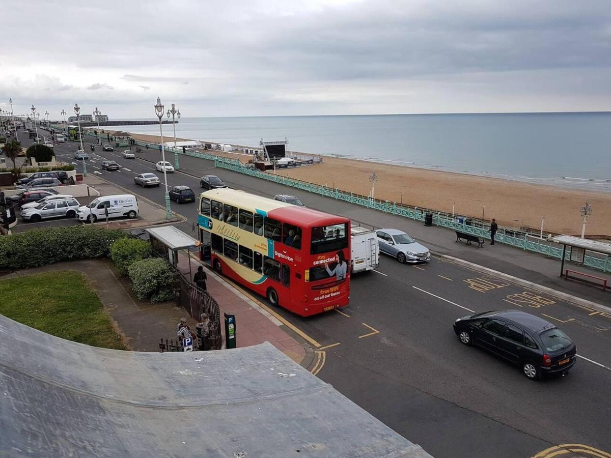 Apartment Direct Sea Views Seafront Location & Free Parking *
