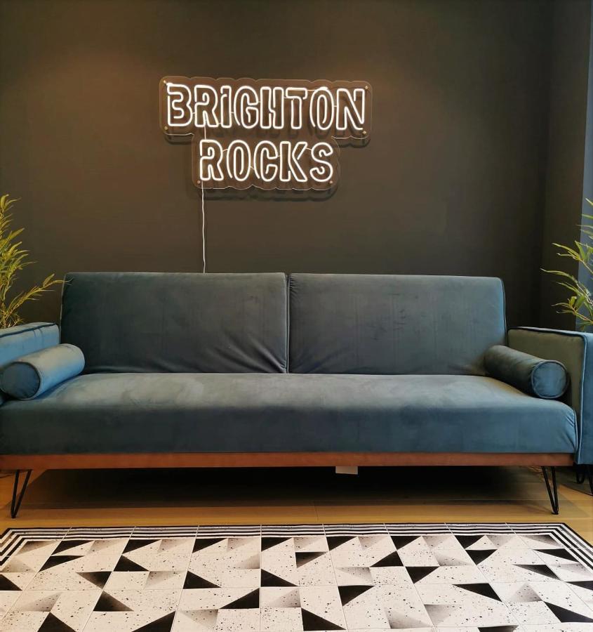 Rocks One Bed In Quiet Luxuy Development * Brighton
