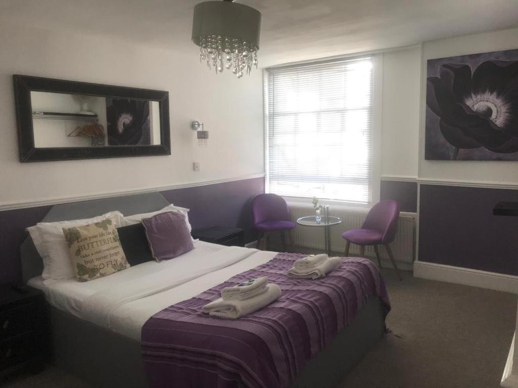 Kempfield House 3* Brighton