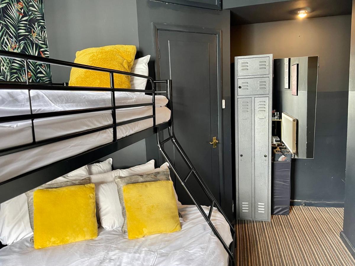 Black Kemptown 3*