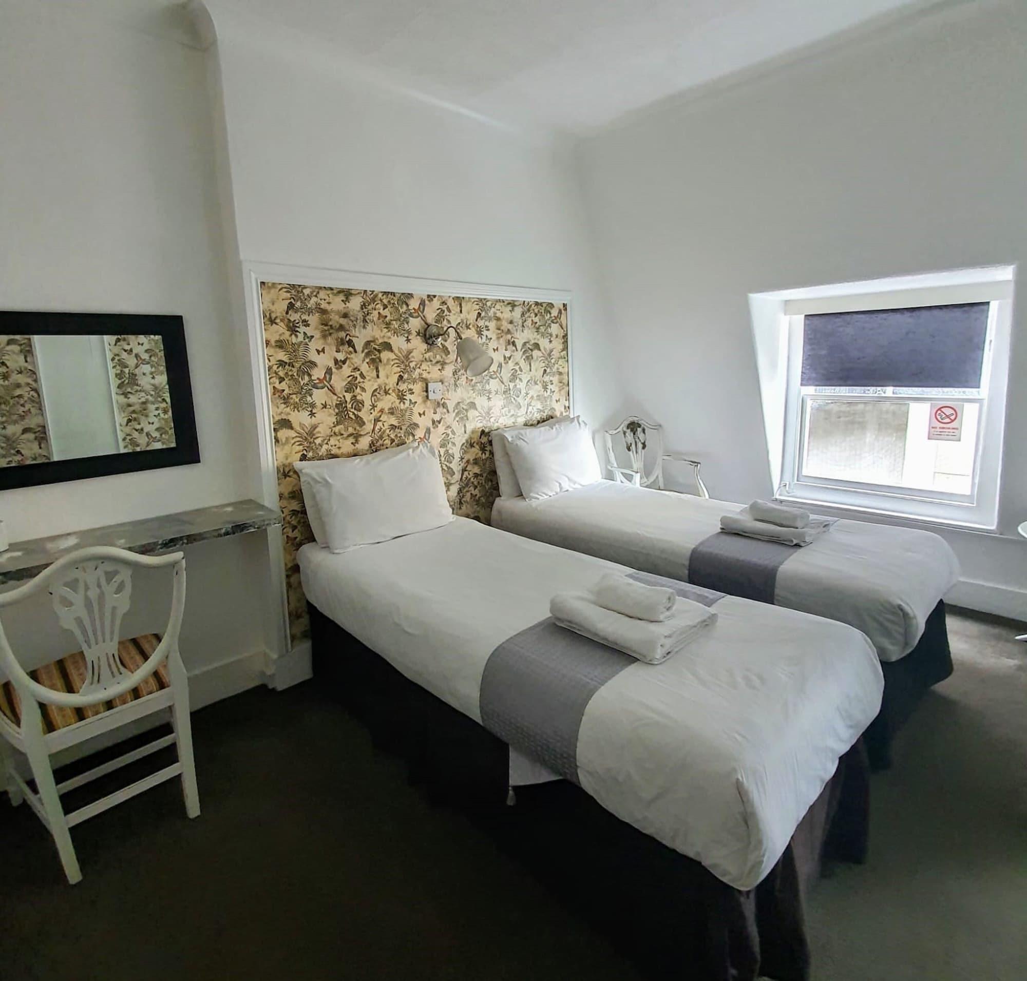 New Madeira Seafront Hotel