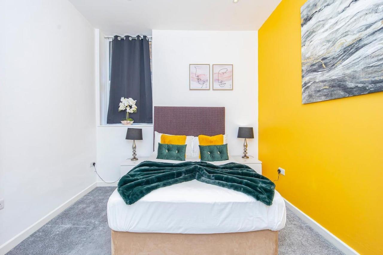 One Bedroom Flat I Walking Distance To Station Brighton