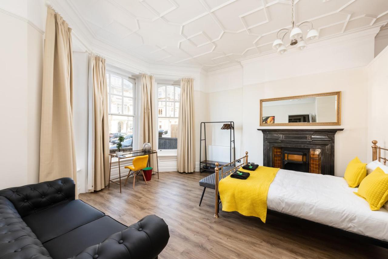 3 Bedroom Garden Opposite The Brighton