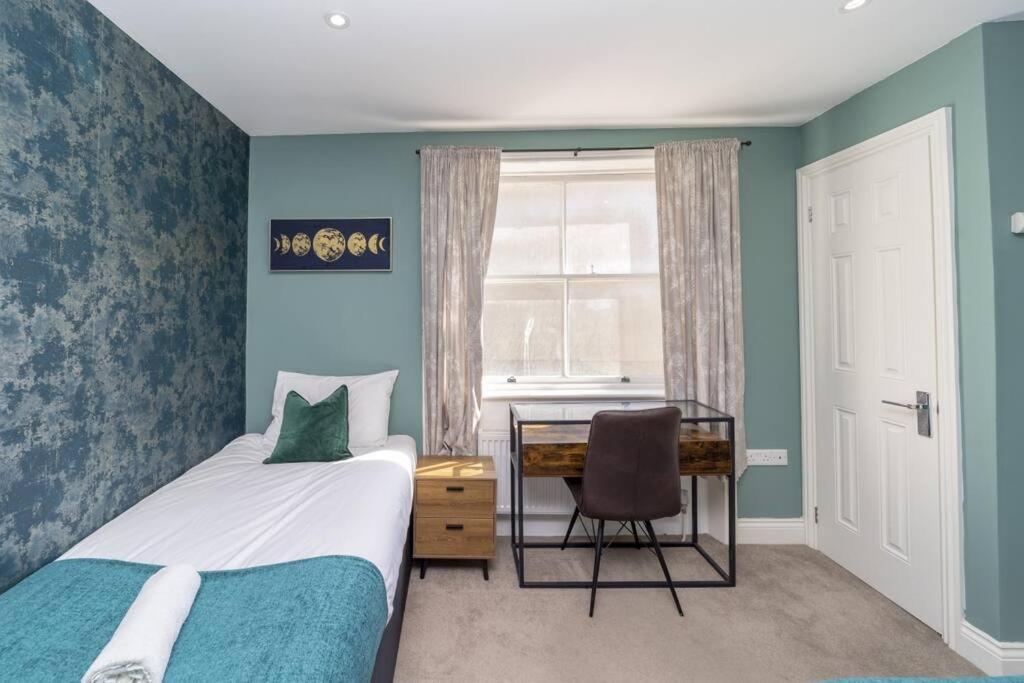 Central 2 Bedrooms Flat Bn38bru04 Apartment