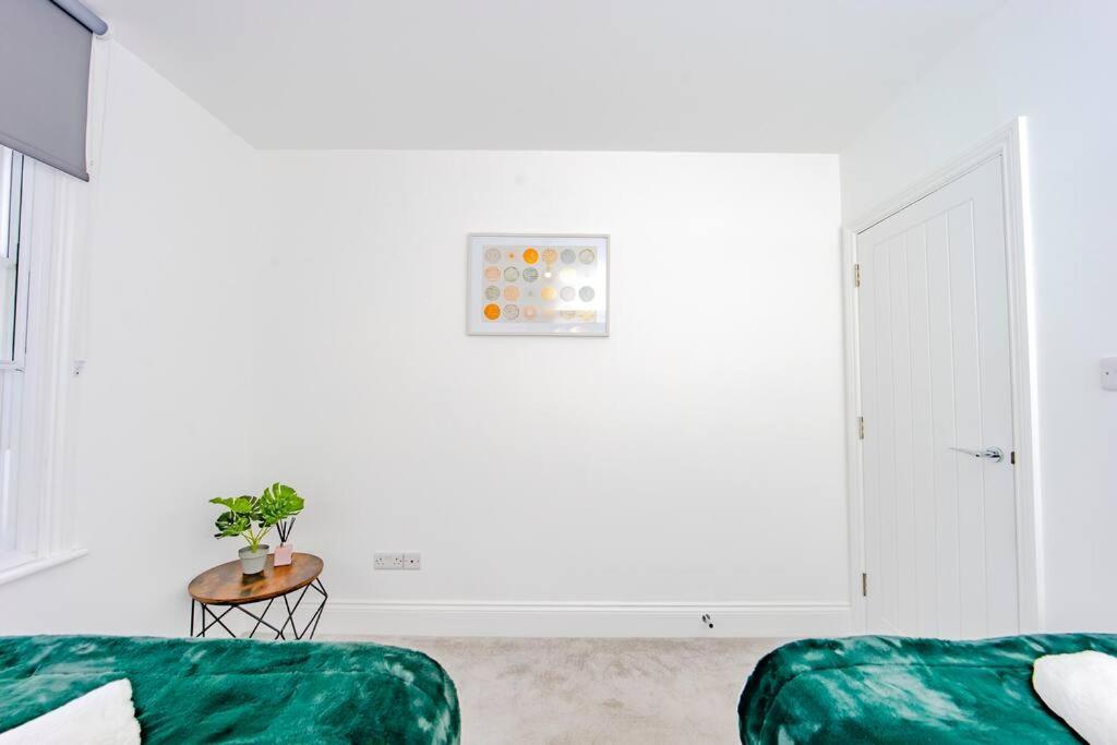 Flash Sale Kemptown 2 Bedroom Flat Bn236stg02