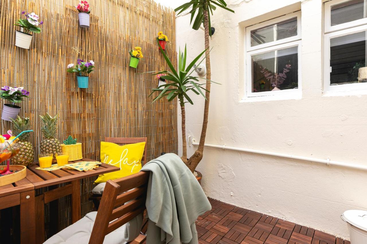 Apartment Lovely 2br Ap Just Moments Away From *