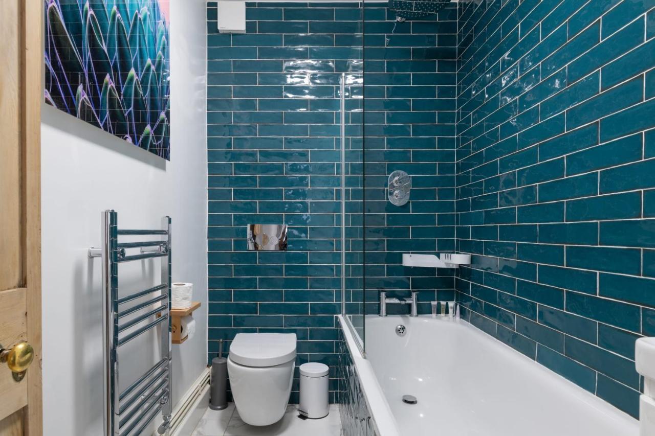 Modern Stylish Near Centre Apartment *