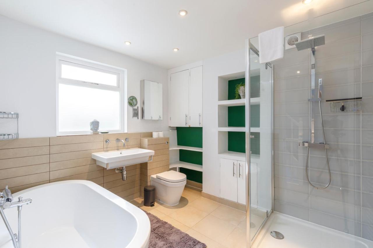 Beautiful Central 3-bed W/roof Terrace & Parking * Brighton
