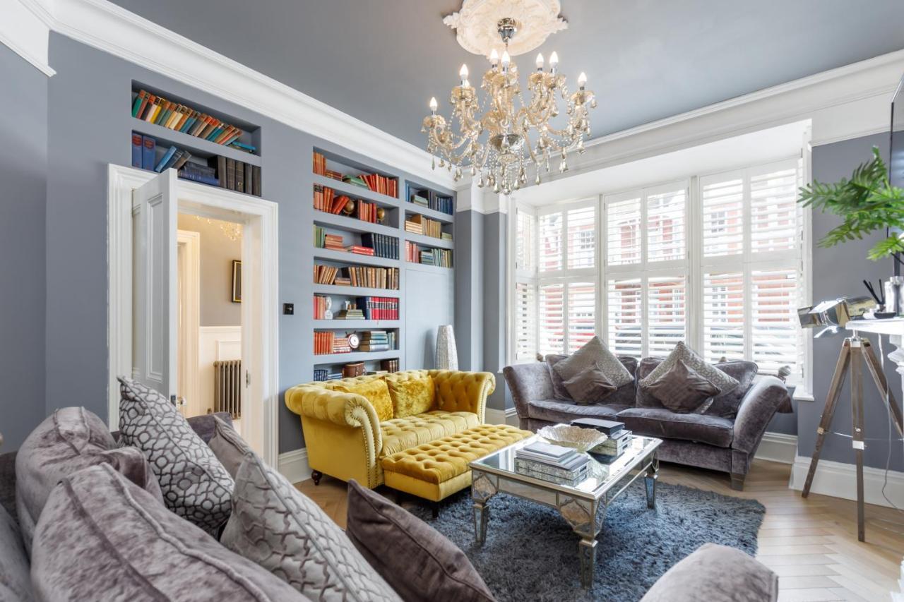 Melville House- Luxury House With Bar And Hot Tub Holiday home