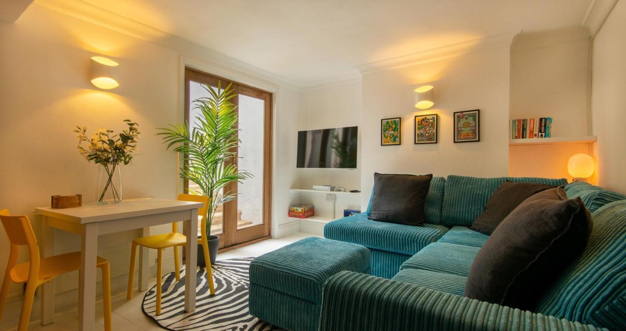 Apartment -newly Refurbished- Stylish 5 Minutes From Station W Garden Brighton