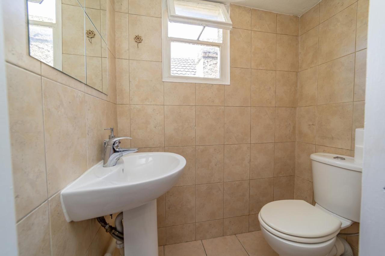 Flash Sale Train Station 3 Bedrooms Flat Bn12ter02 * Brighton