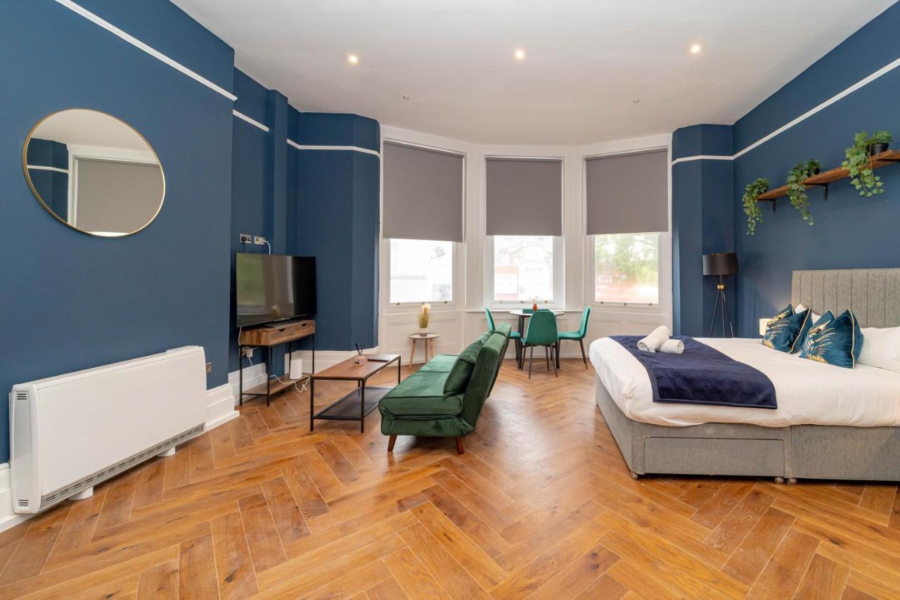 Apartment Flash Sale City Centre Seafront Studio Bn12sil01 Brighton