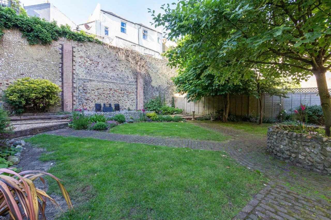 Luxury At The Brunswick - Free Parking-4 Bedrooms