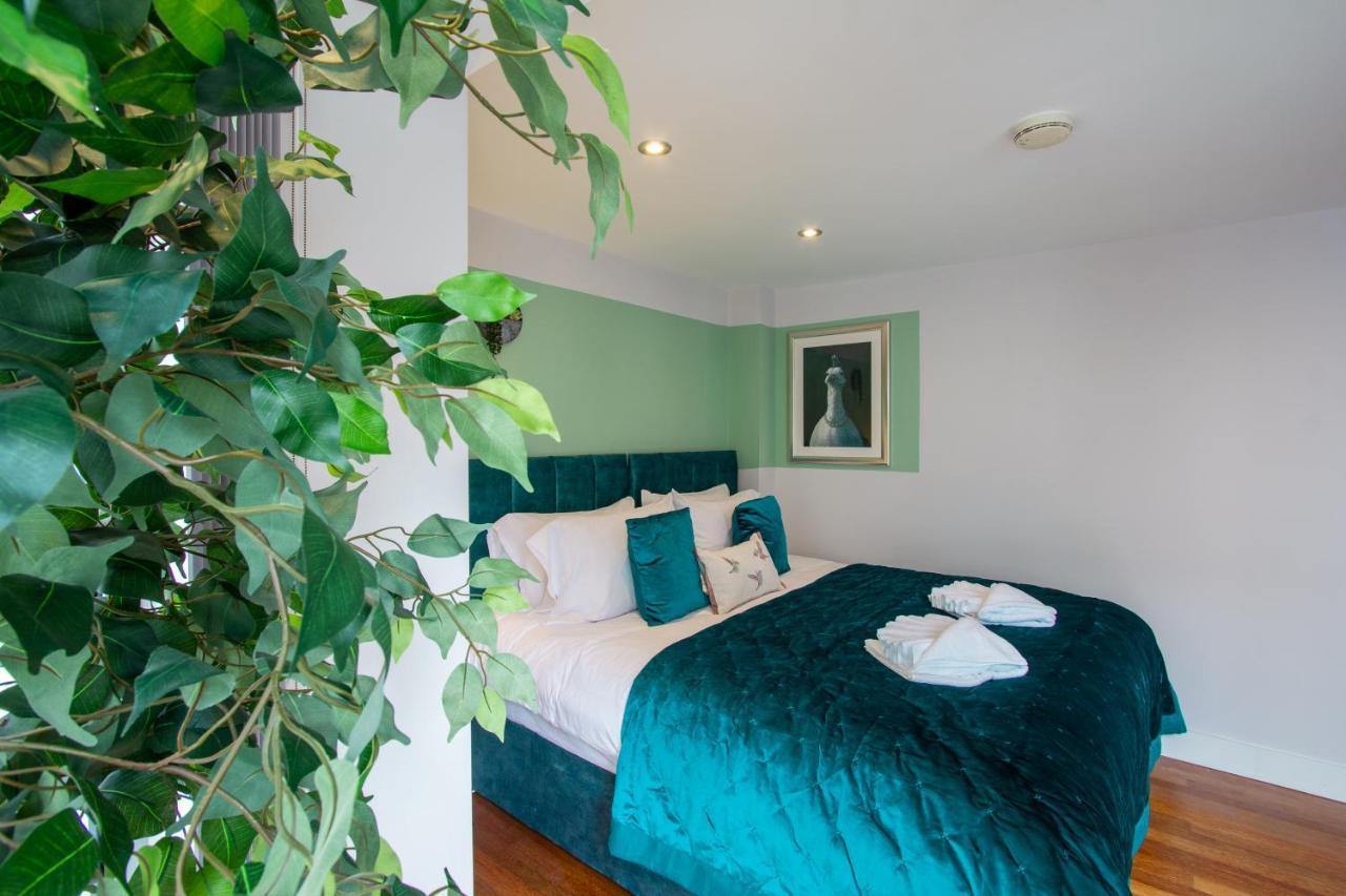 Holiday home Luxury At The Brunswick - Free Parking-4 Bedrooms