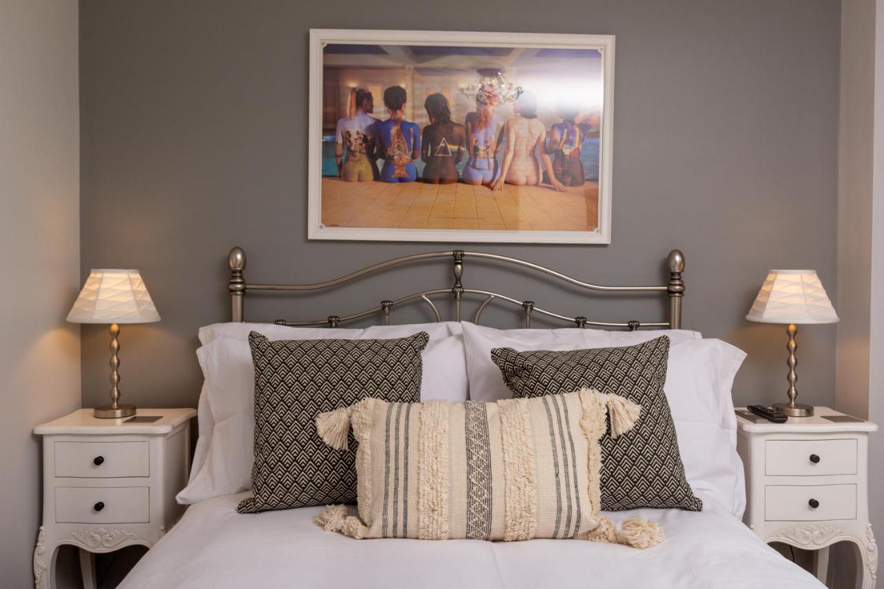 Holiday home Luxury At The Brunswick - Free Parking-4 Bedrooms