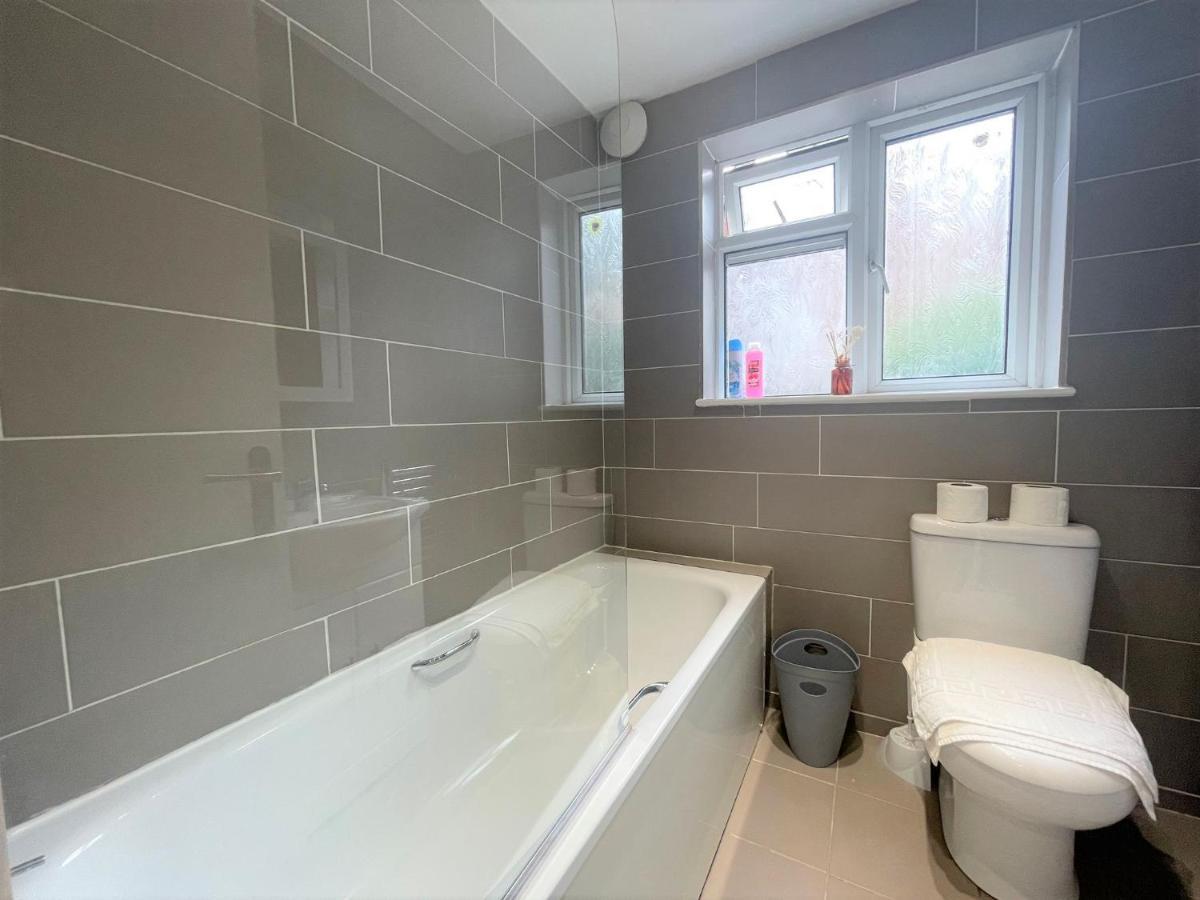 Central Spacious Flat *