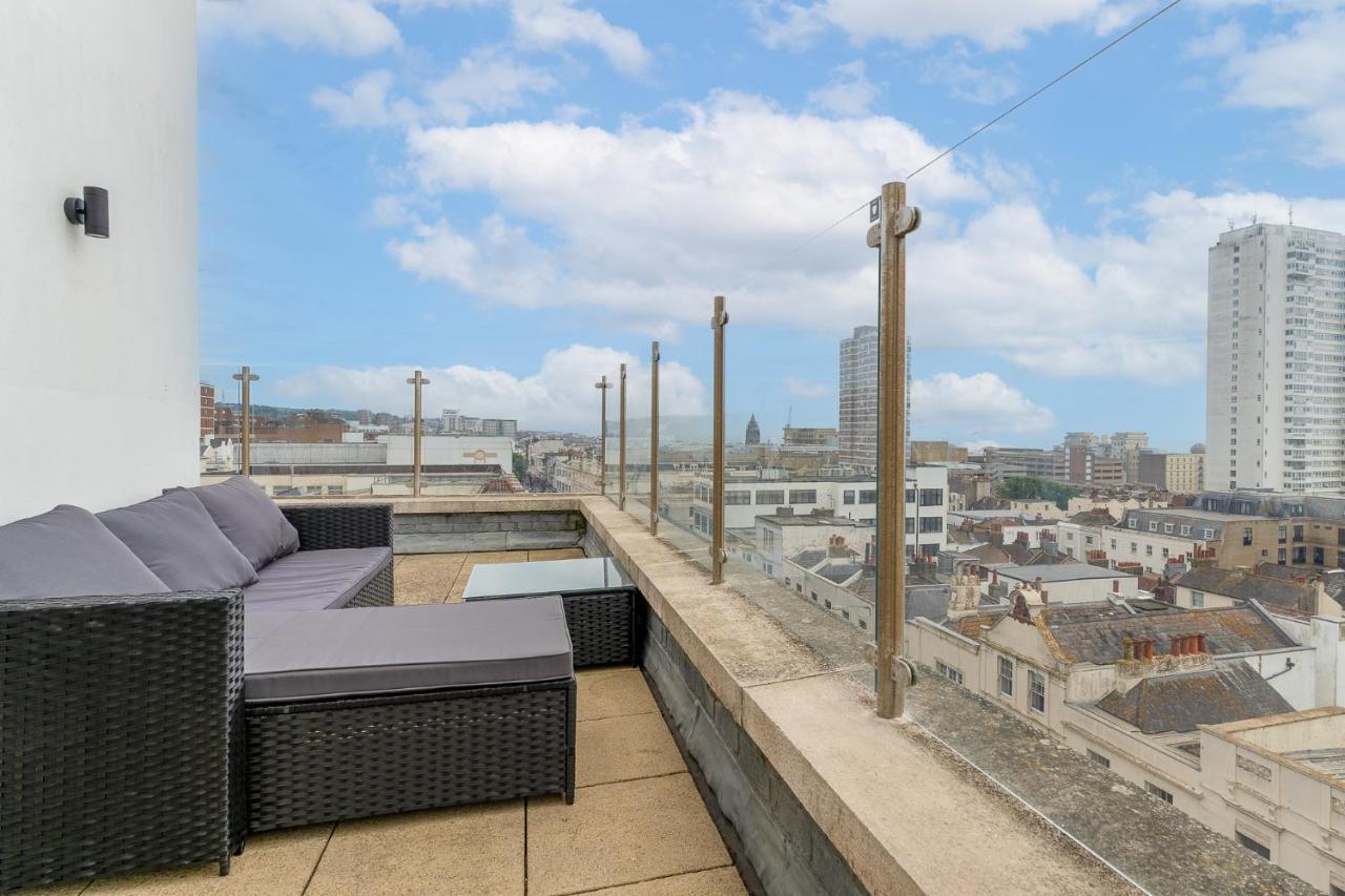 Sea View Penthouse Apartment Brighton