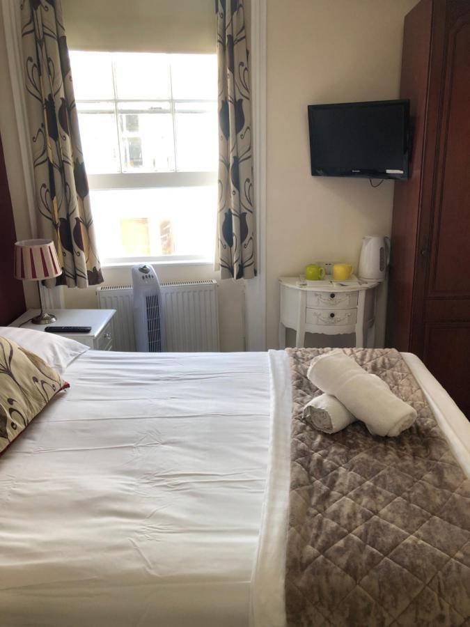 Surf Guest house 4*