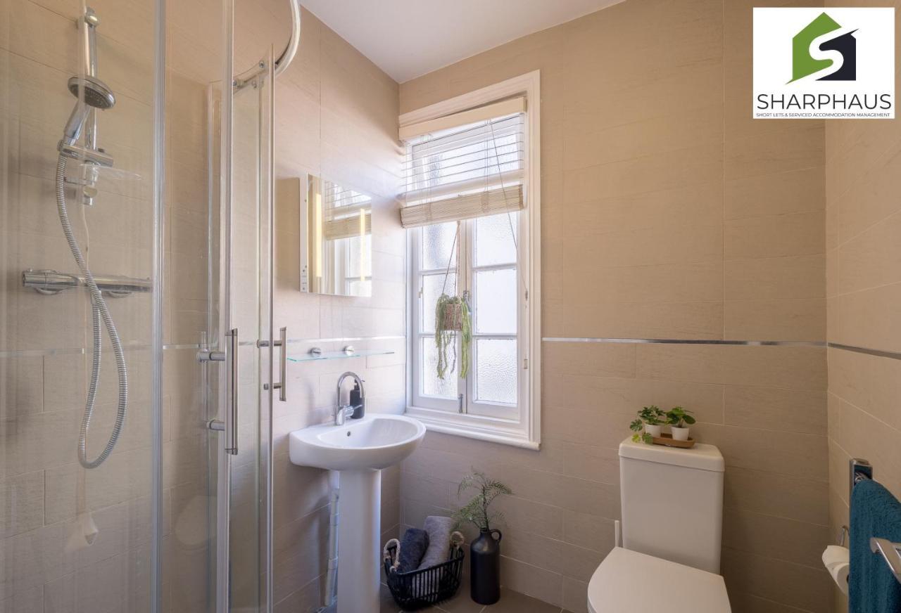 Apartment Characterful 2-bed Flat On A Quiet Tree-lined Road By Sharphaus Short Lets & Serviced Management Brighton
