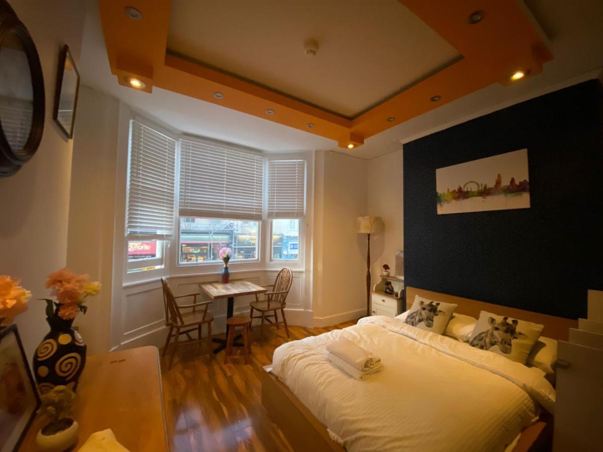 Apartment Mania Brighton
