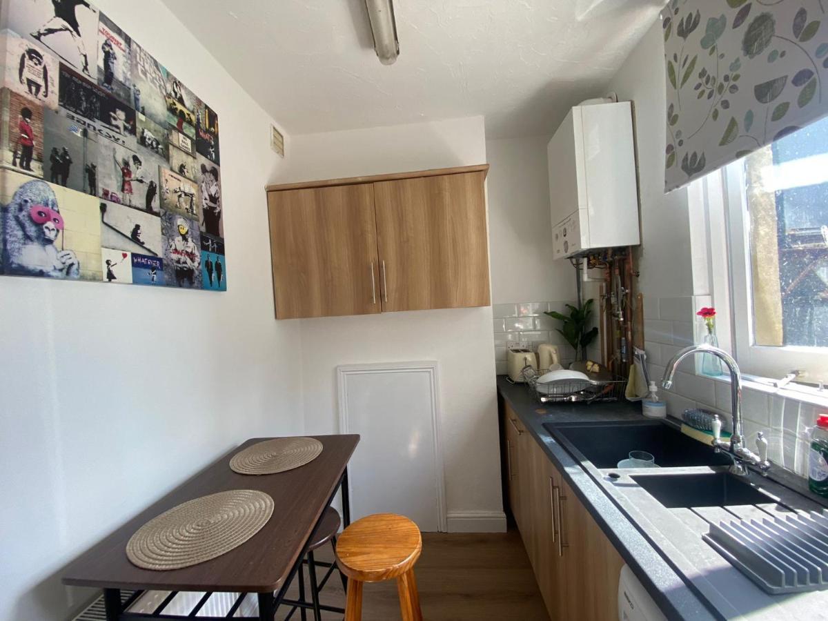 Mania Apartment