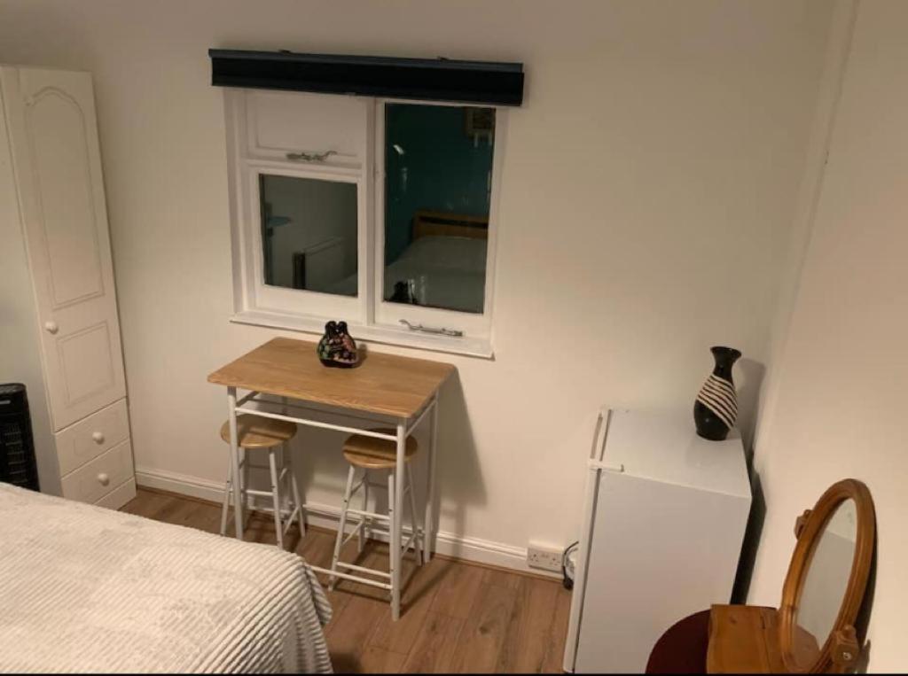Mania Apartment