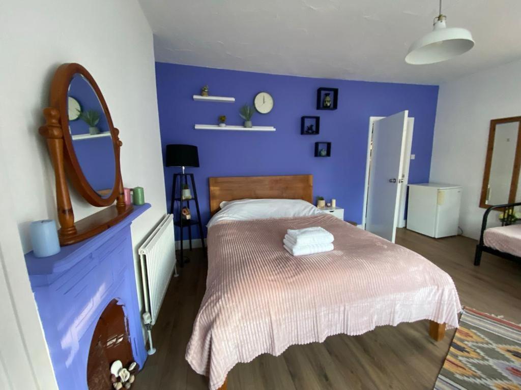 Mania Apartment *