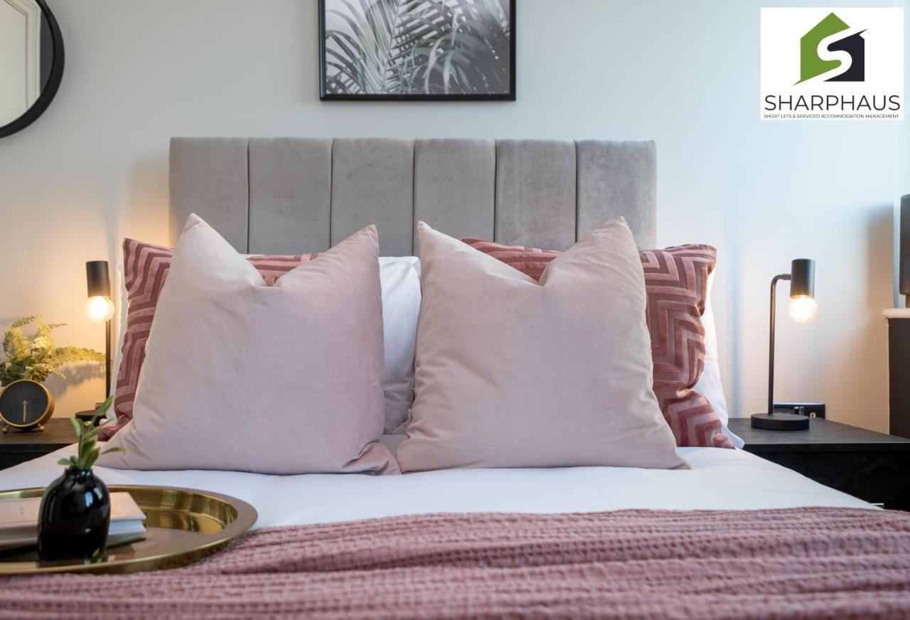 Apartment Cool & Comfy 2-bed Between The And The By Sharphaus Short Lets & Serviced Management Brighton