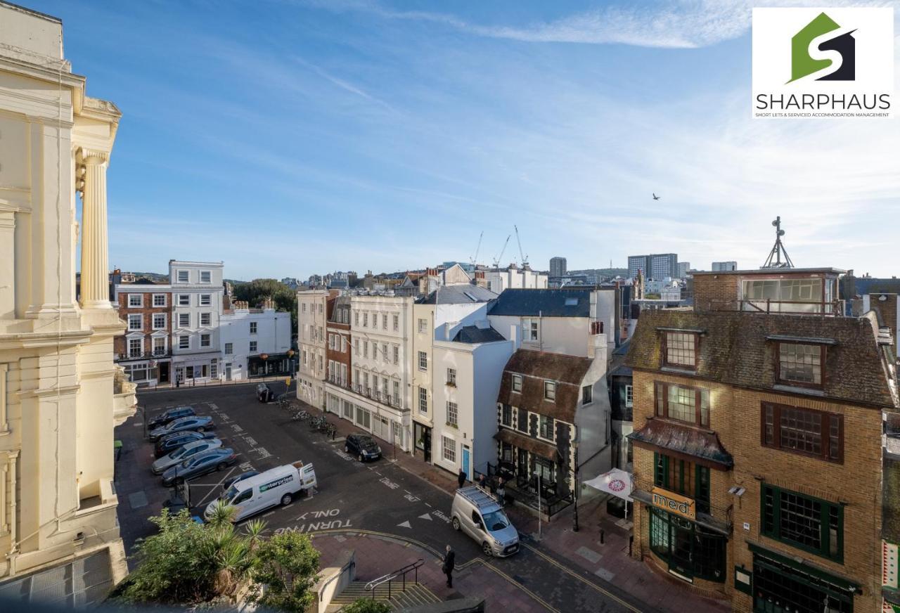 Cool & Comfy 2-bed Between The And The By Sharphaus Short Lets & Serviced Management *