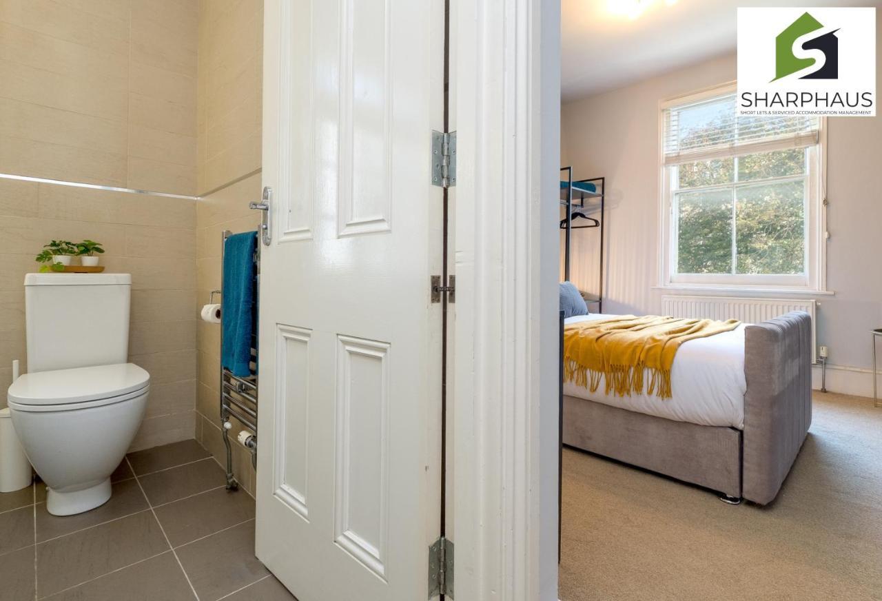 Apartment Characterful 2-bed Flat On A Quiet Tree-lined Road By Sharphaus Short Lets & Serviced Management *