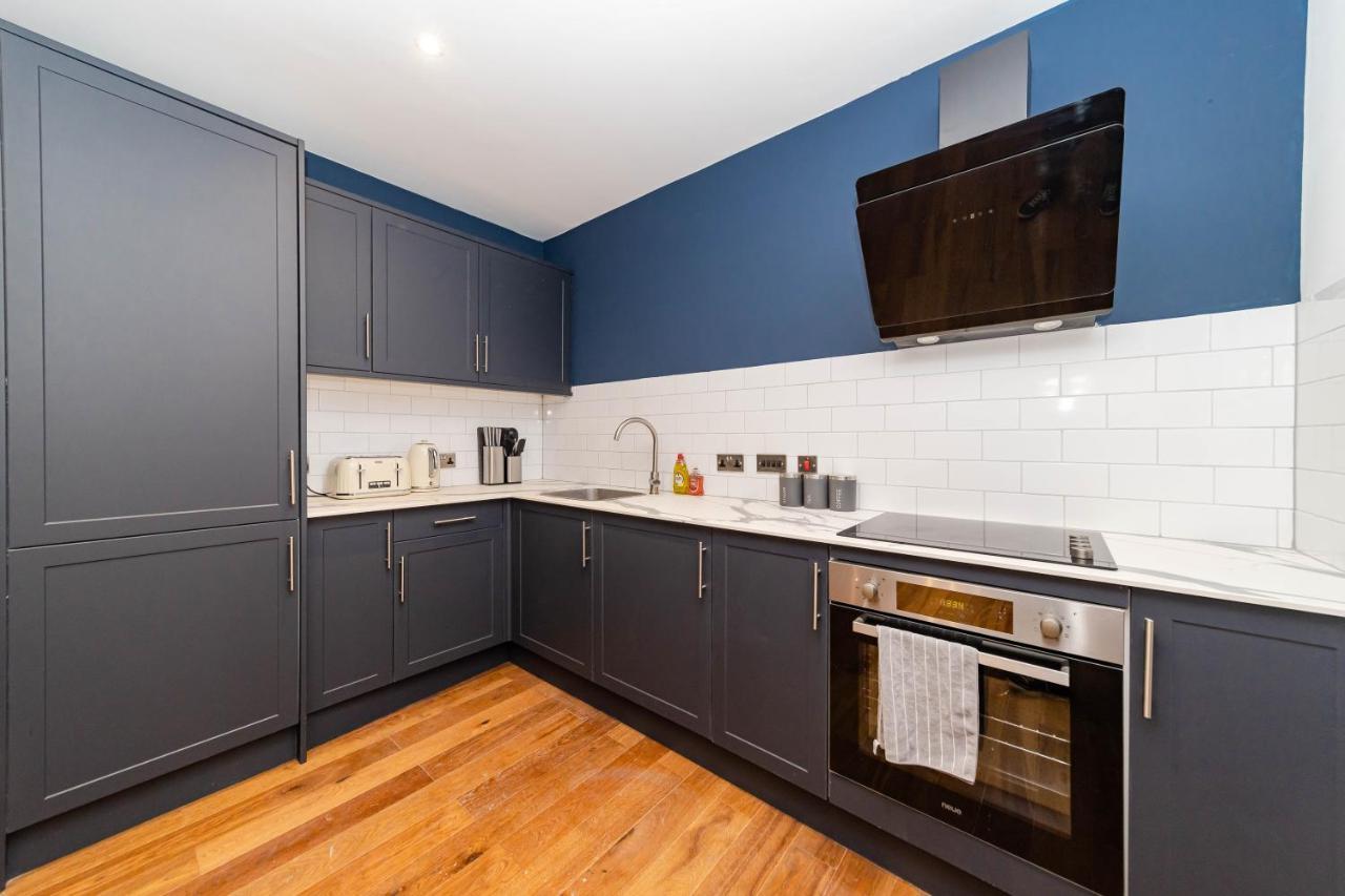 Apartment Flash Sale Centre 2 Bedrooms Flat Bn144clagff *