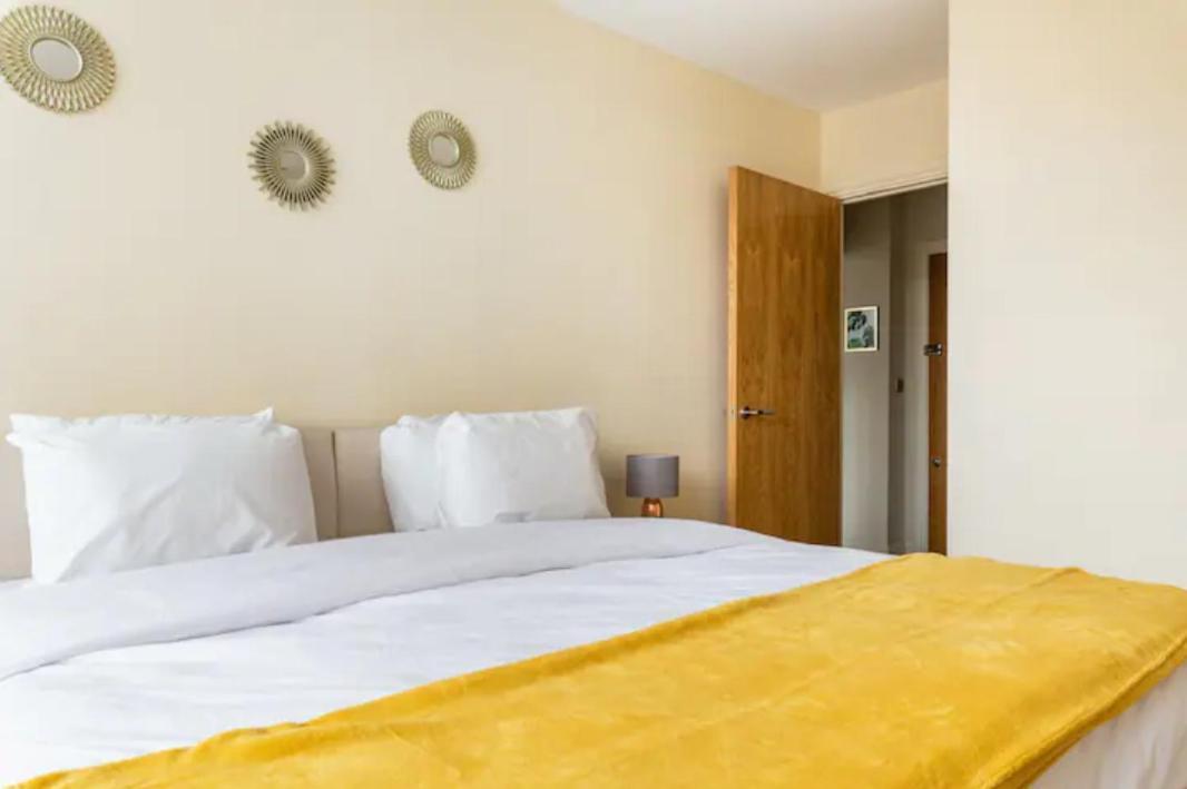 Apartment Lovely City Centre Flat And