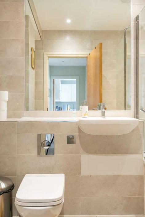 Lovely City Centre Flat And Apartment *