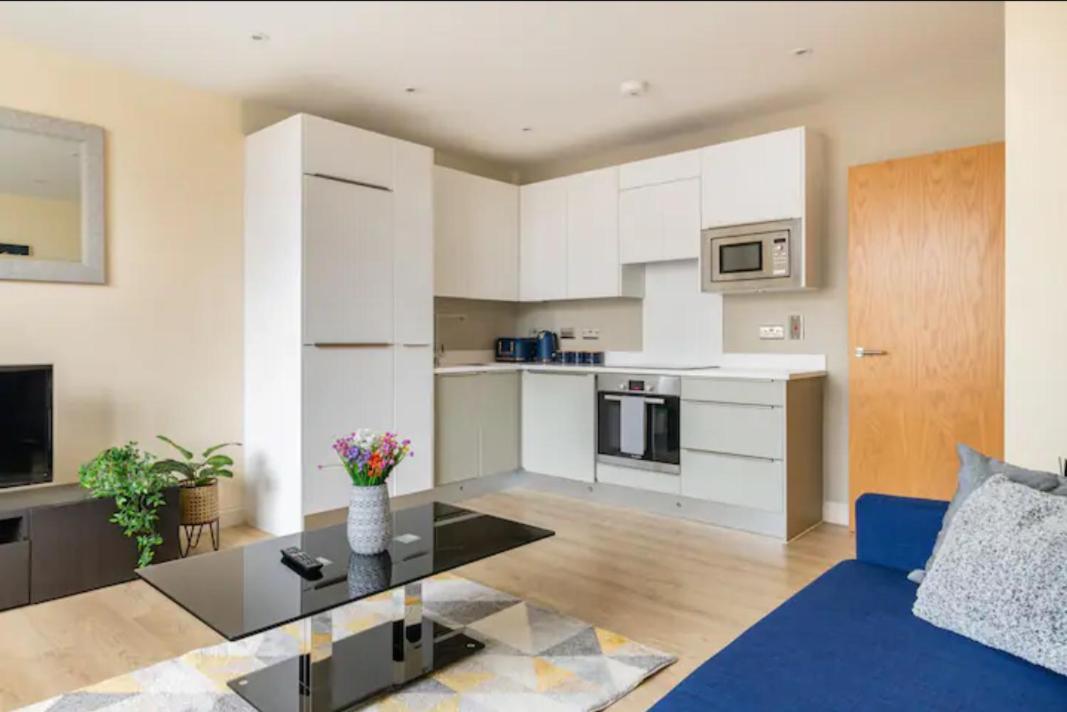 Apartment Lovely City Centre Flat And *