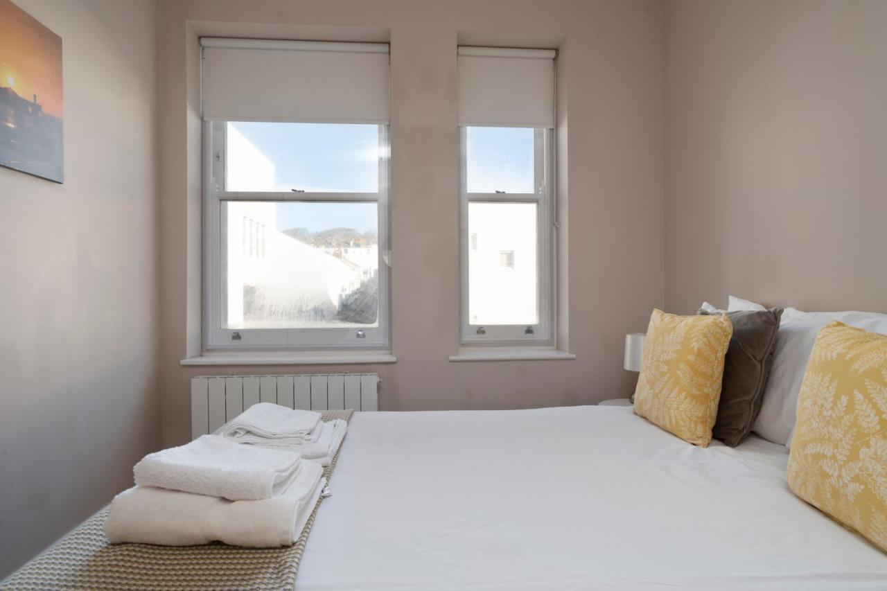 I360 Penthouse: Seaside Retreat With Private Rooftop Brighton