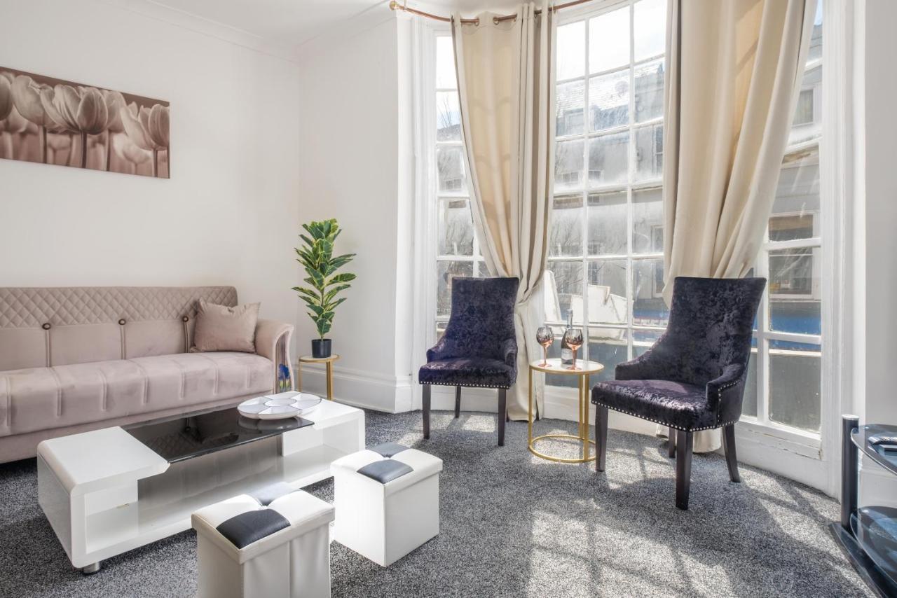 Luxury, Very And Spacious House *