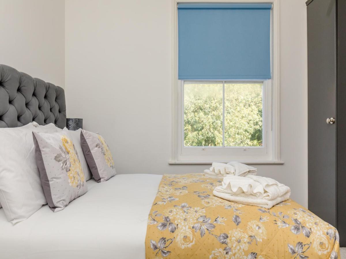 Modern Contemporary 2-bedroom Flat * Brighton