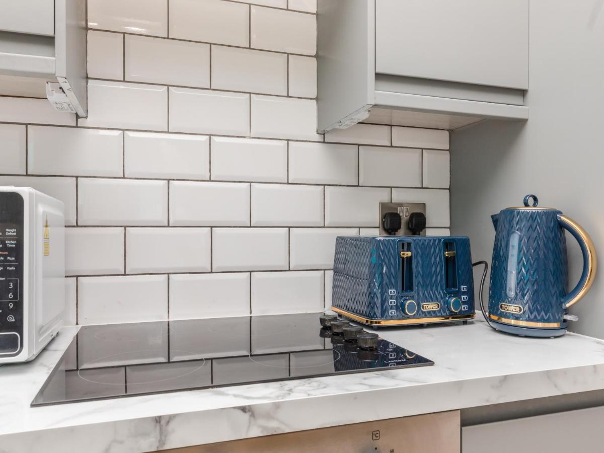 Modern Contemporary 2-bedroom Flat Brighton