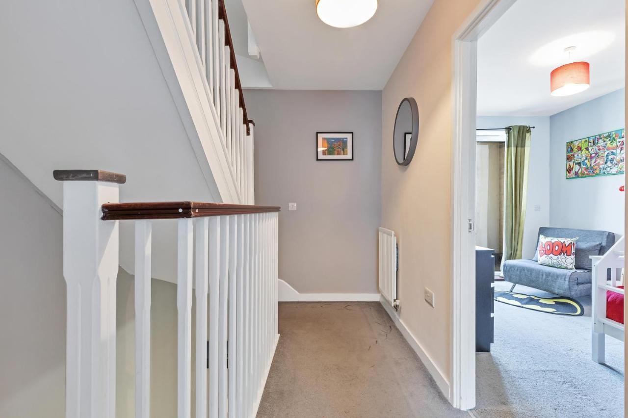 Apartment Brighton's Best Big House - By My Getaways