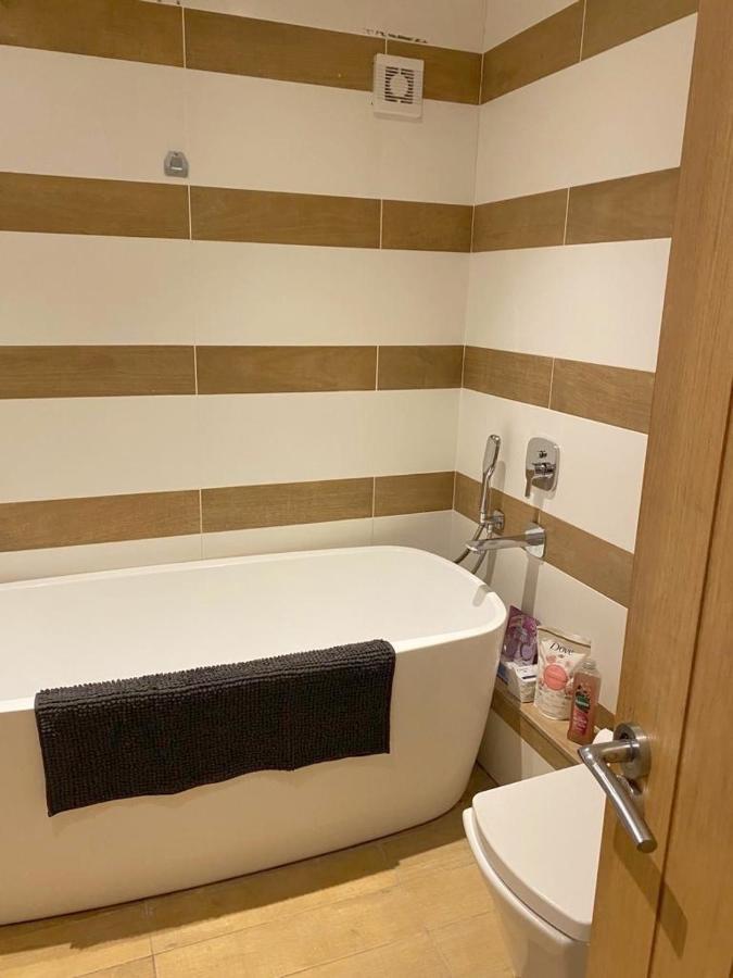 Holiday home Bevendean Hut - Modern 5 Bedroom House, With Parking *