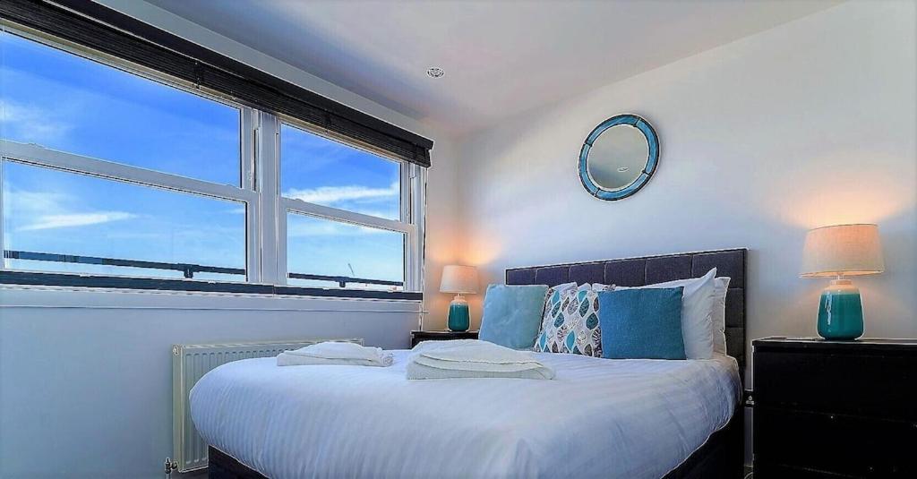 Seabrighton Penthouse With Private Sea View Roof Terraces Apartment