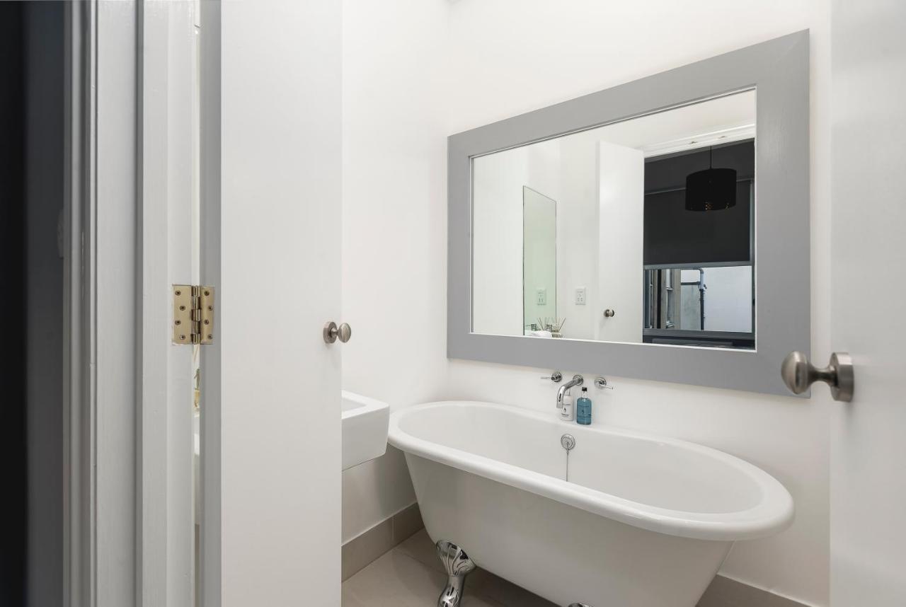 Marine Parade Sea View 2-bedroom Brighton